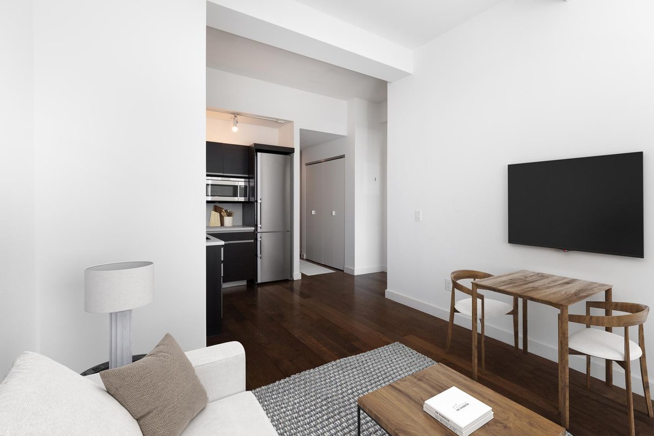 116 John Street, Apt 3205