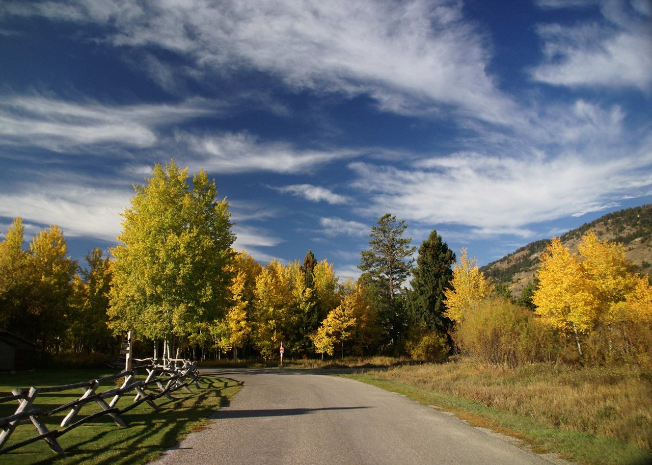 Luxury homes in West Bank South, Jackson Hole, WY, with panoramic mountain views and scenic natural surroundings.