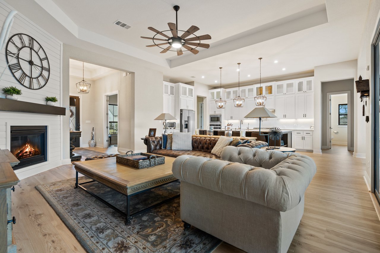 105 Hollytree Court
