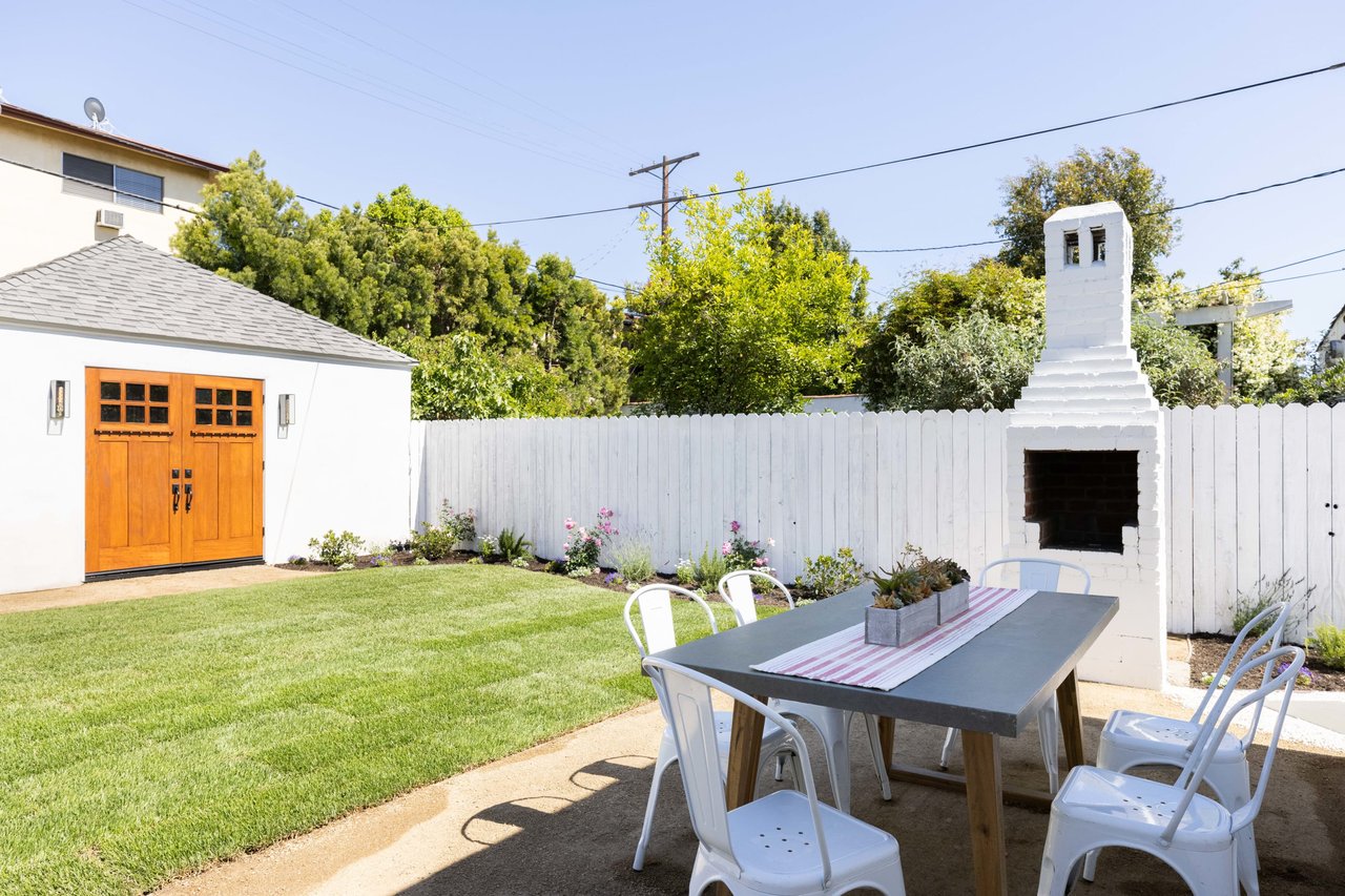 An updated California Bungalow compound in  Los Feliz