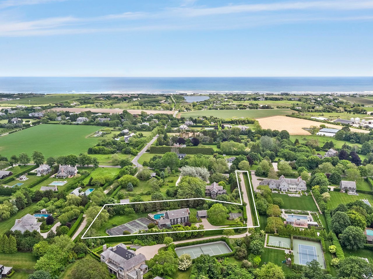 Sprawling Sagaponack South Traditional