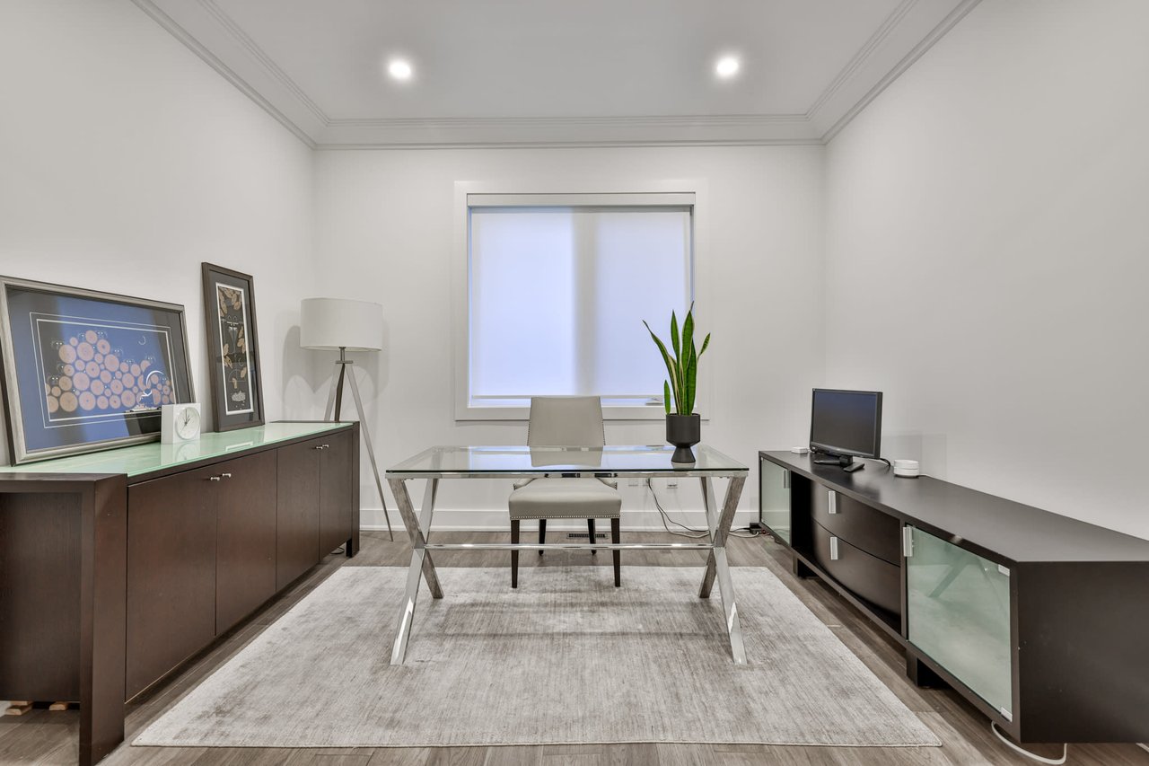 SOLD: Premium Corner Locale