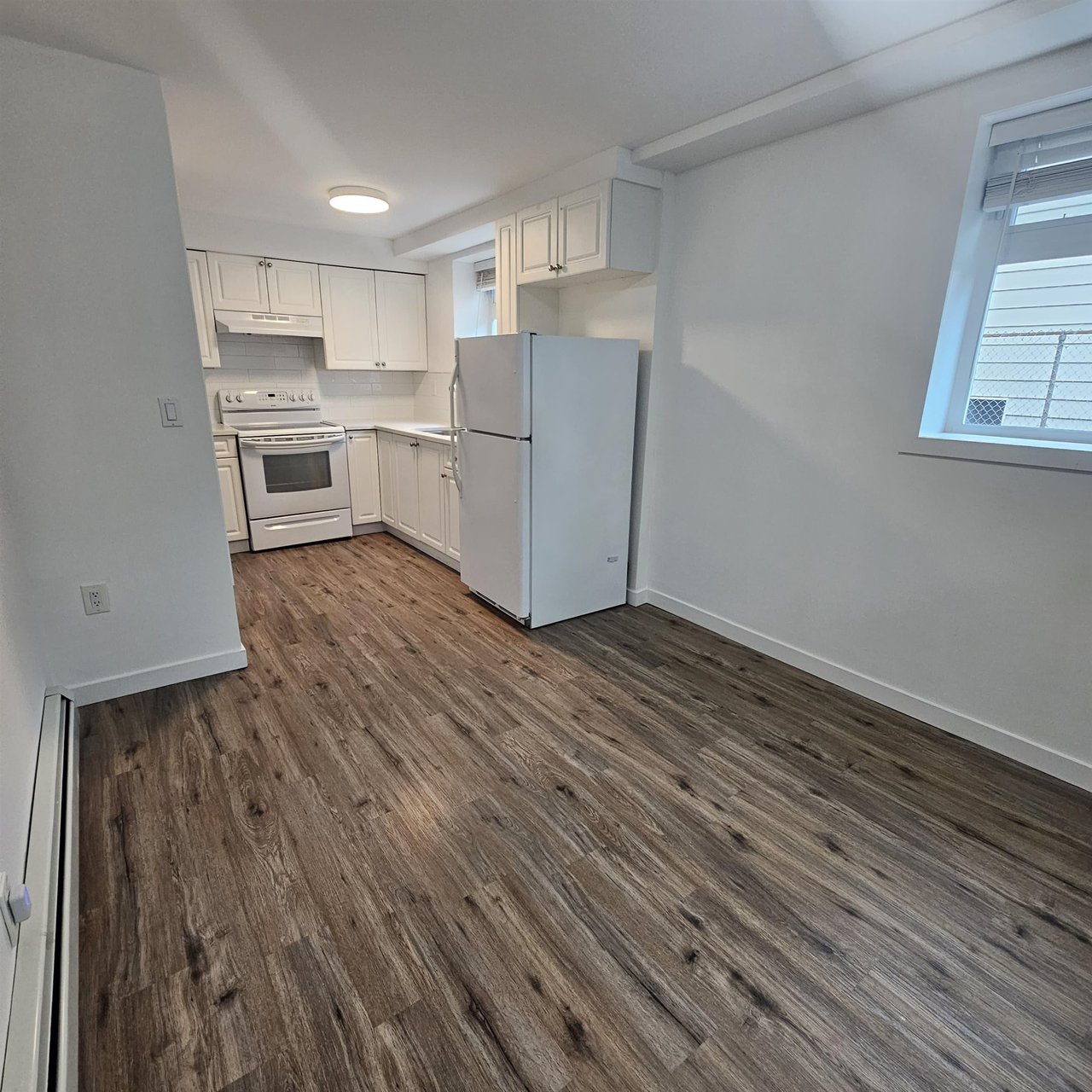 358 Alberta St