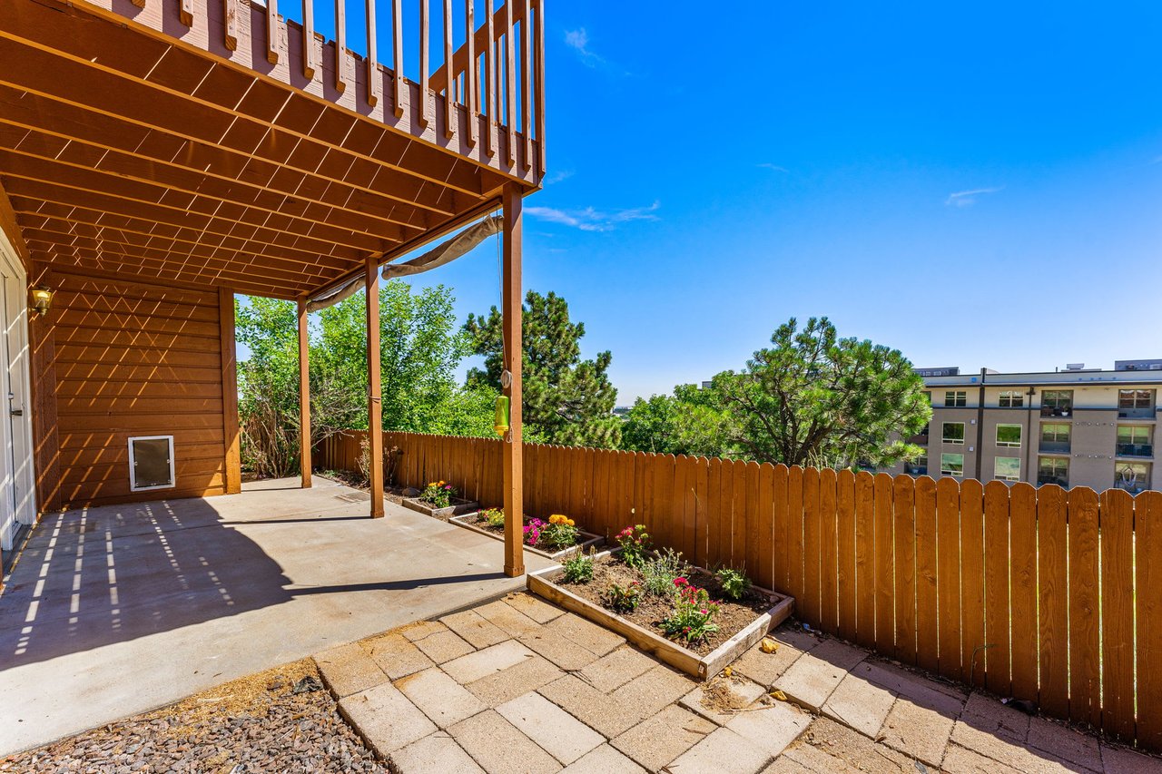 54 Wright Ct