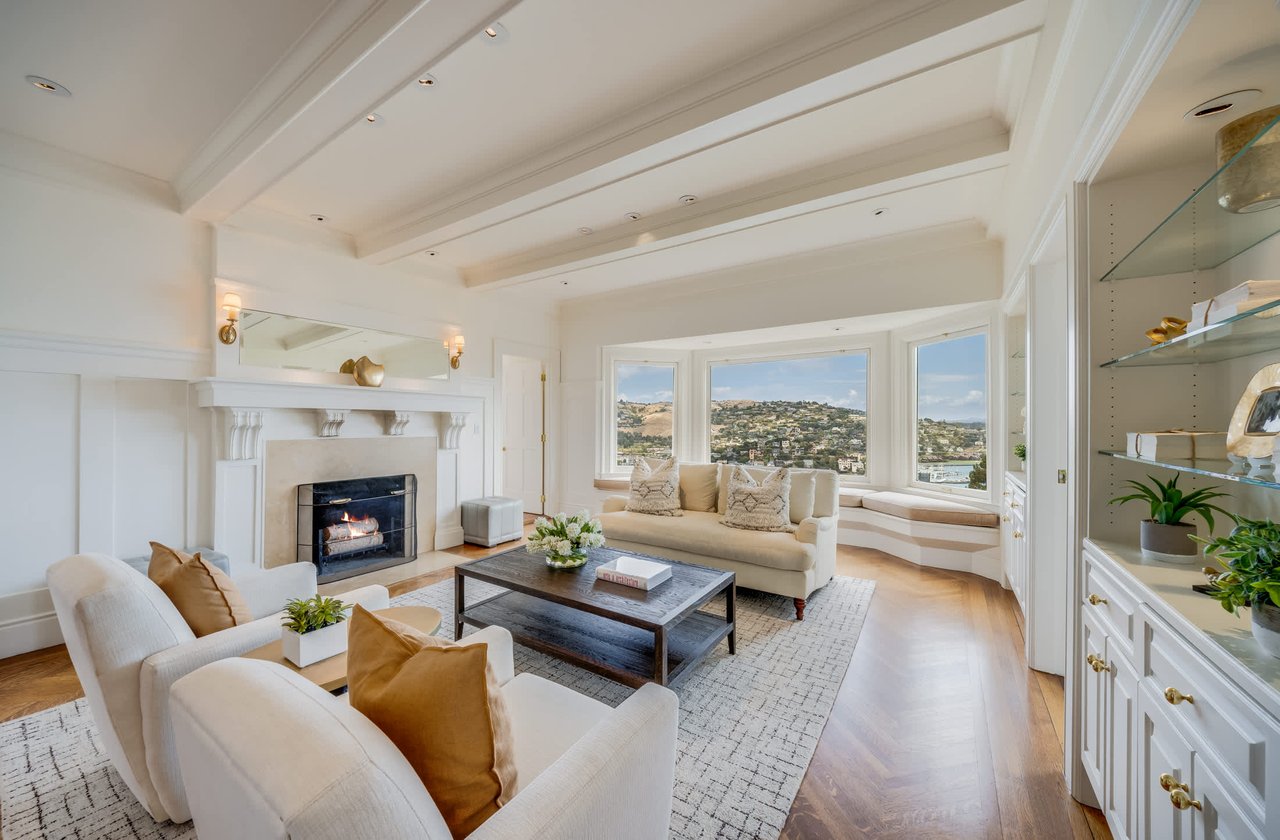 Iconic Belvedere View Estate