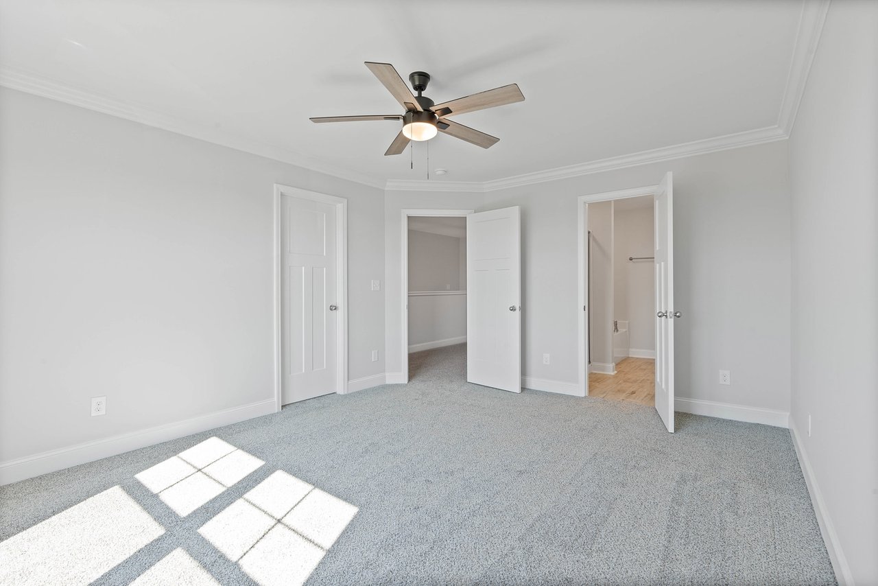 BEAUTIFUL TOWNHOME