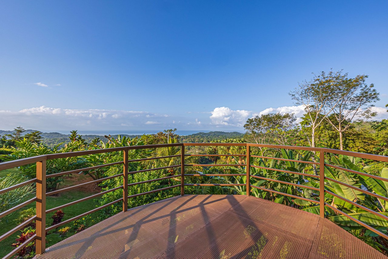 Jaw Dropping Sunset Views , With Easy Access, Private Casa Bella