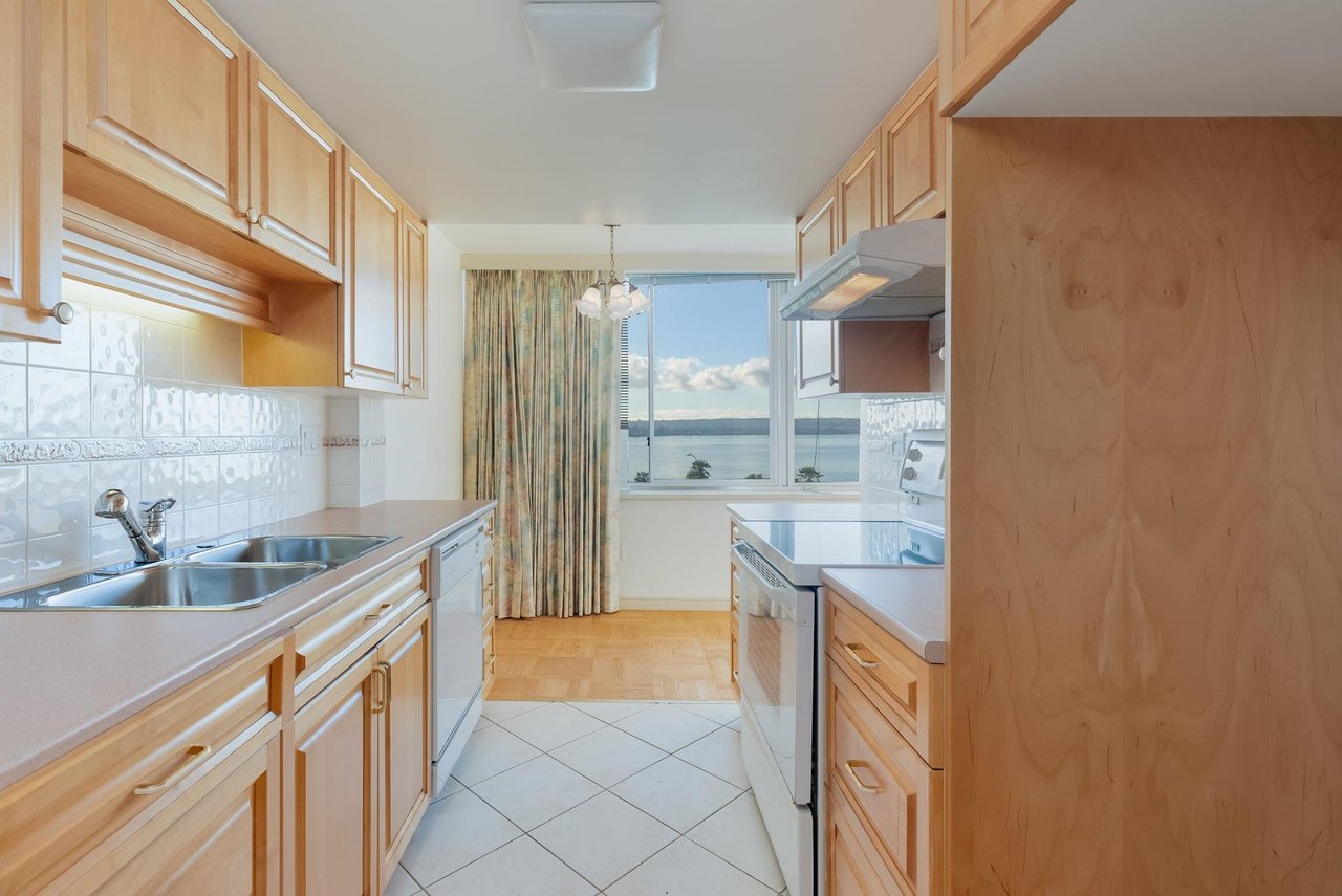 402-1835 Morton Ave
