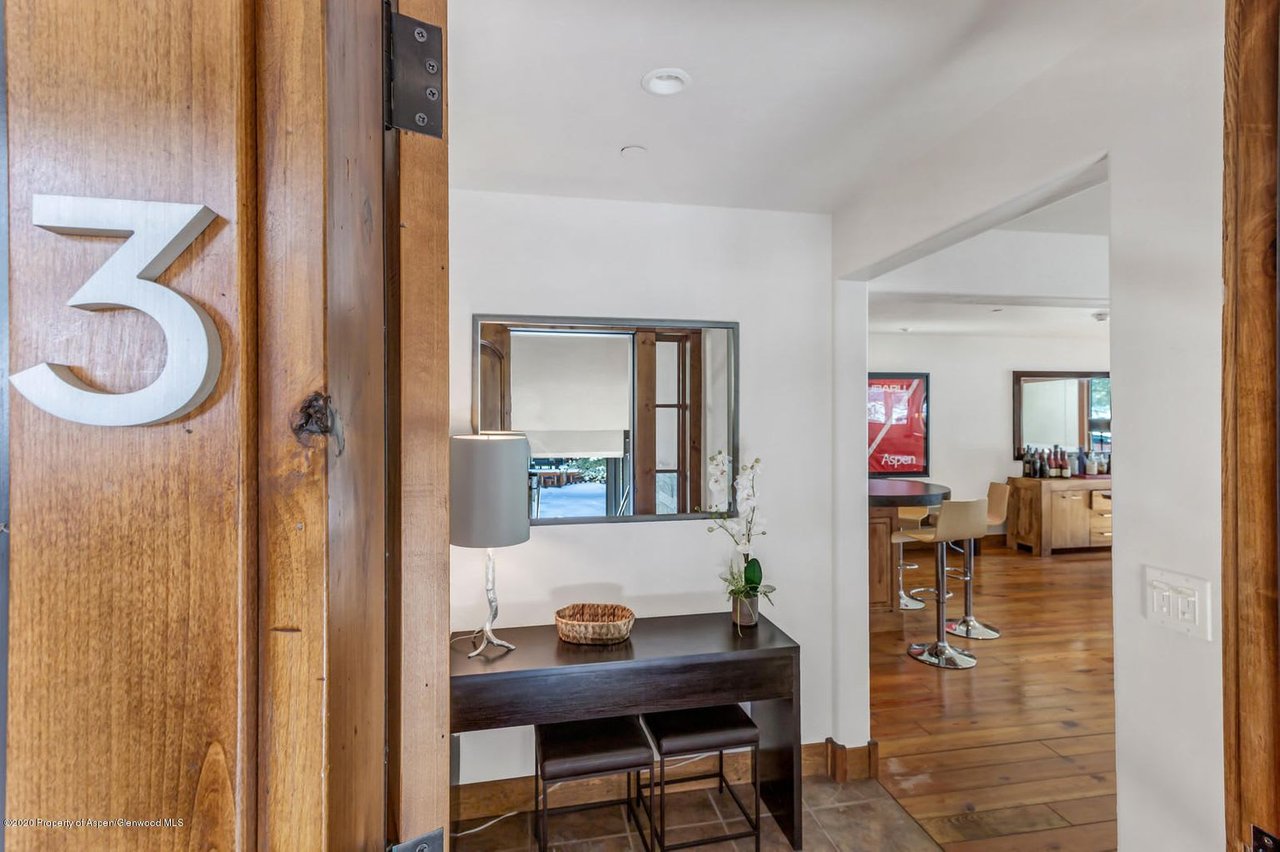 104 W Cooper, #3 