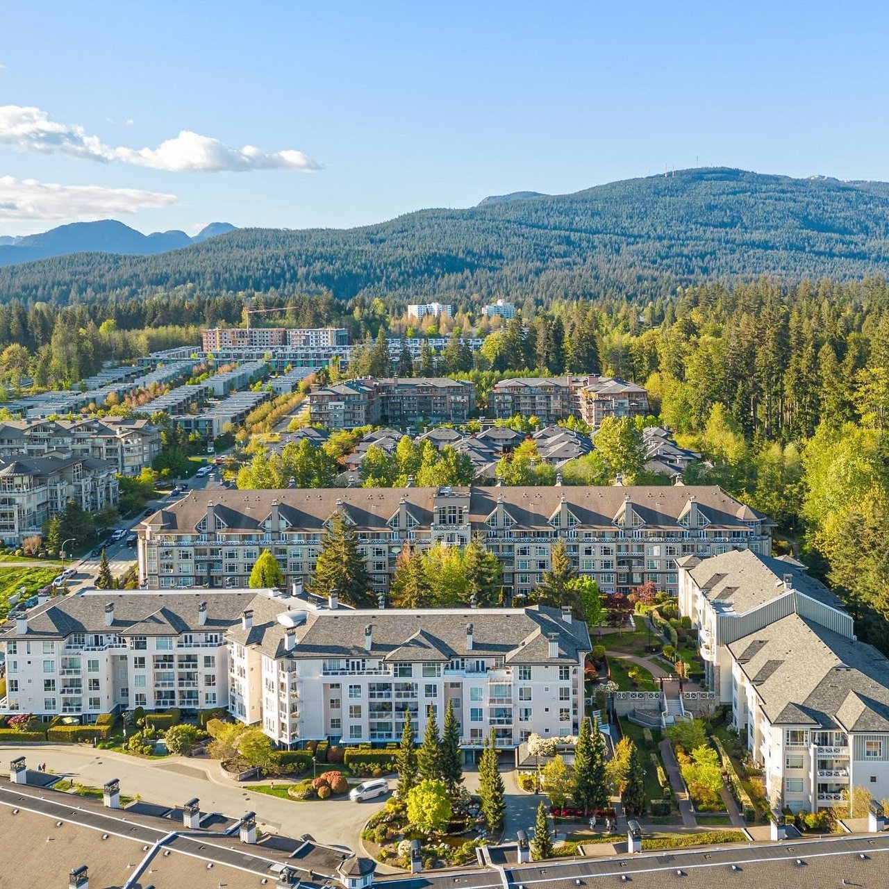 309-3600 Windcrest Drive, North Vancouver