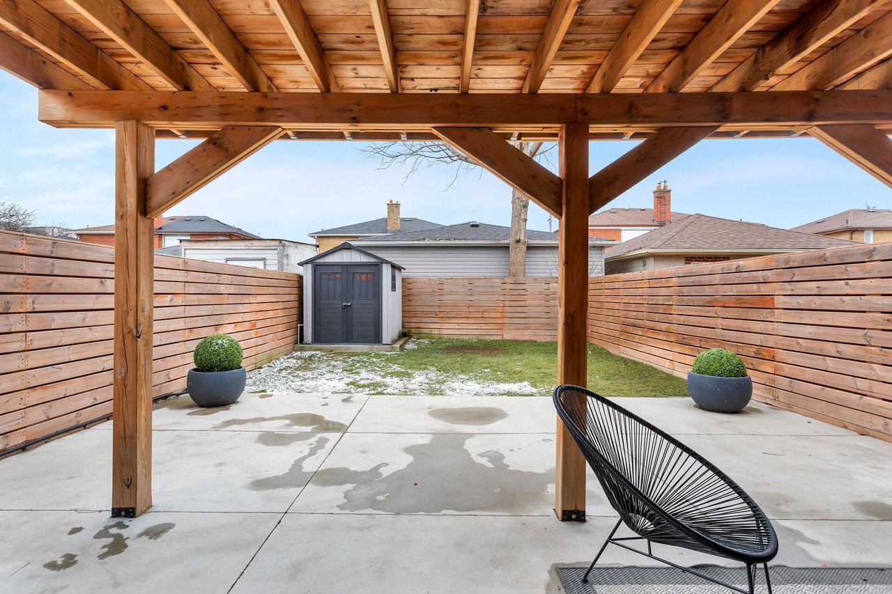 Lawrence Avenue & Blackcreek - Detached