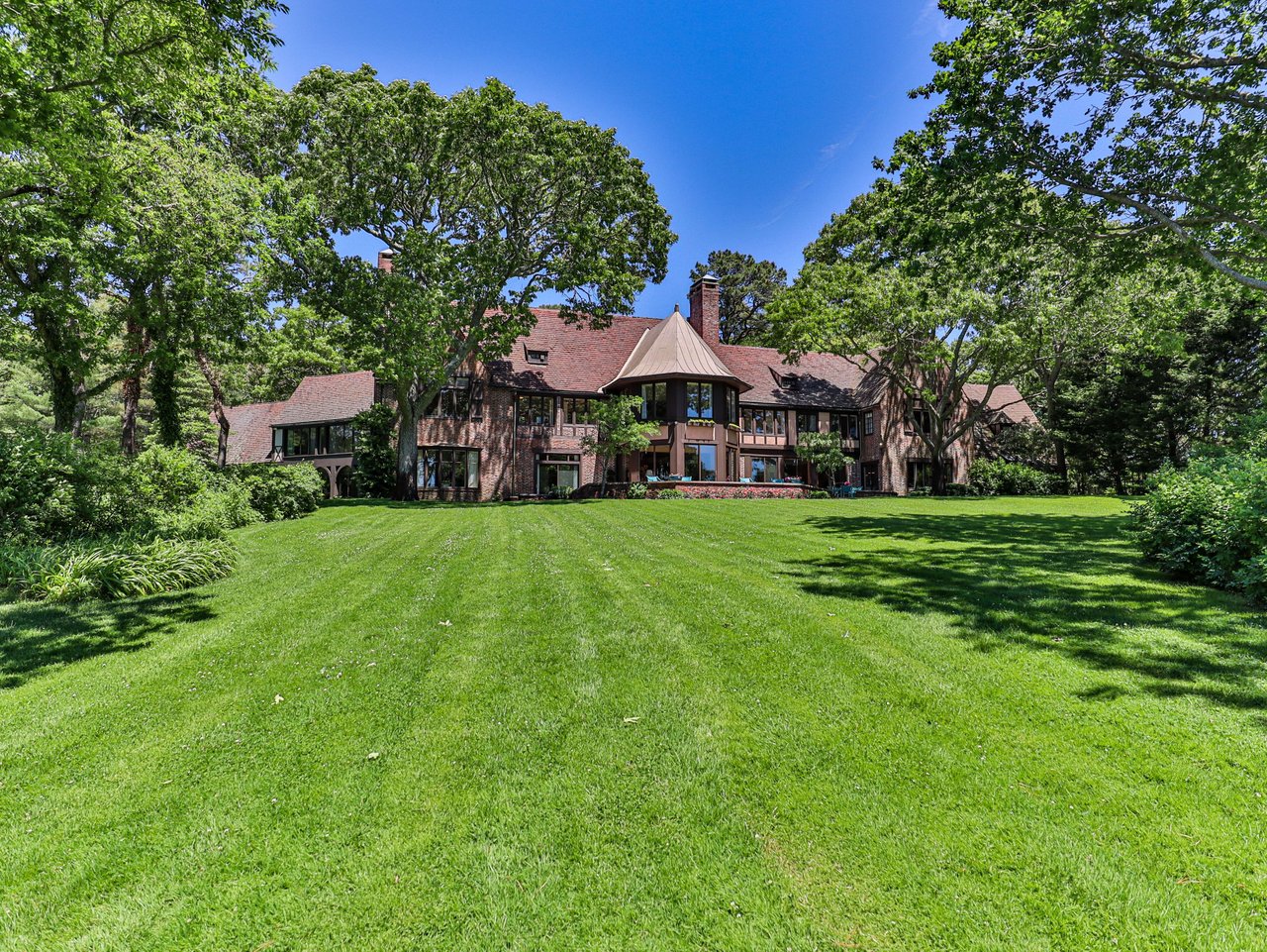 Waterfront Legacy Property on Oyster Harbors