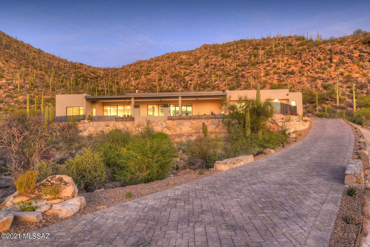 The Gallery At Dove Mountain