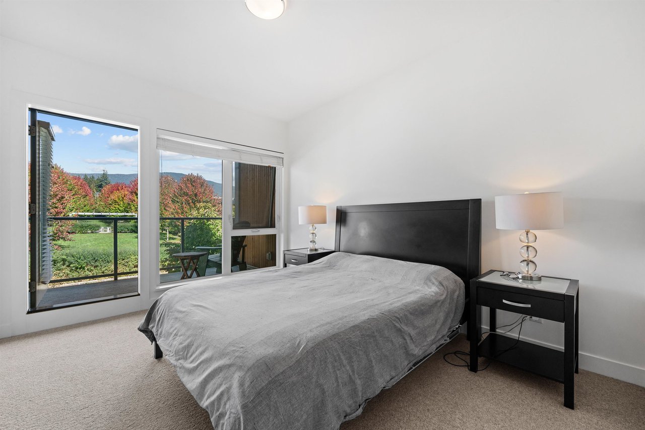 16-3595 Salal Drive, North Vancouver