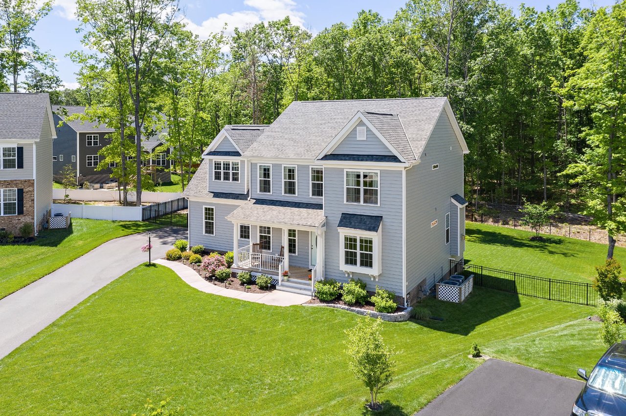 9006 Lavenham Place