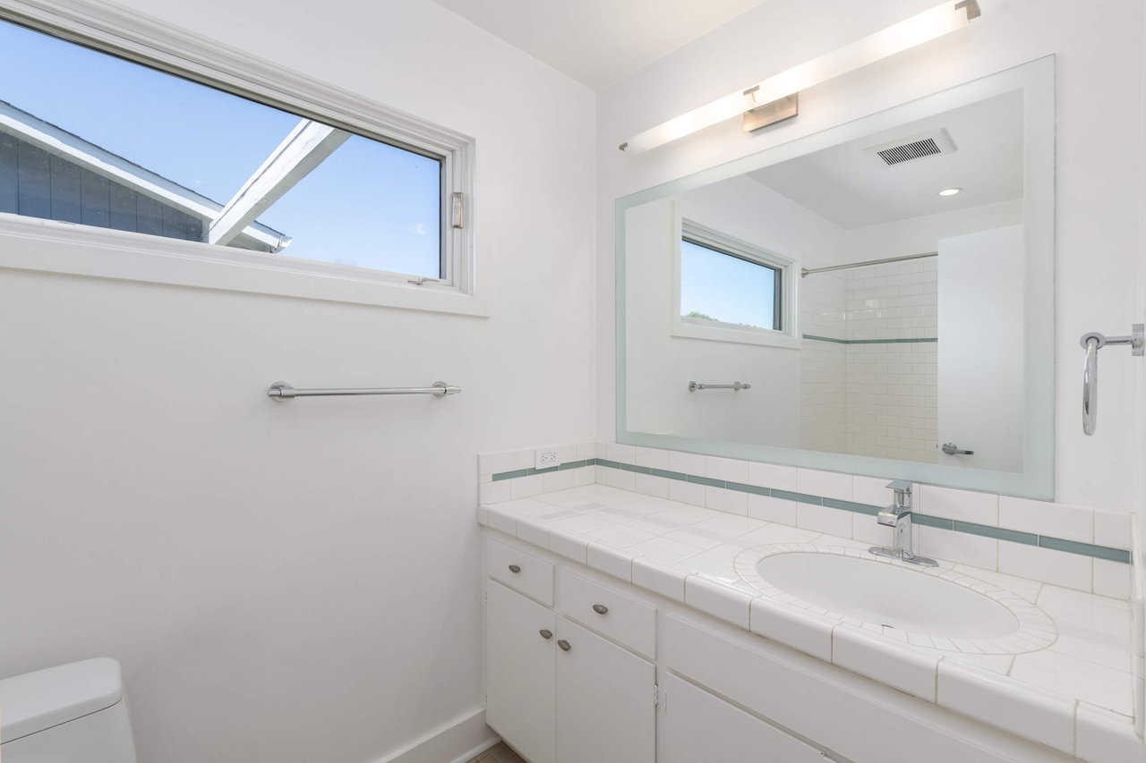 Charming Single-Level Home in Coveted Paradise Cay- Represented Owner and Tenant