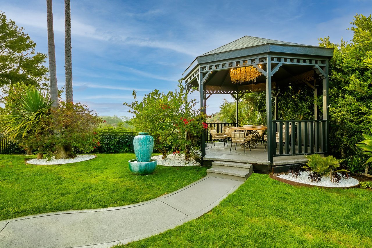 The Beverly Hills Canyon View Villa