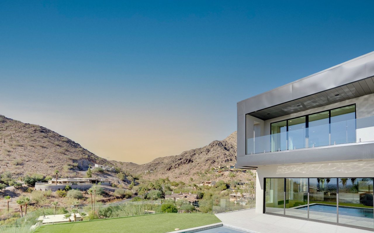 7043 N Longlook Road, Paradise Valley, AZ