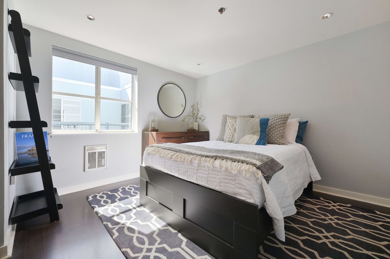 Stylish Loft Living on Coveted SOMA Street
