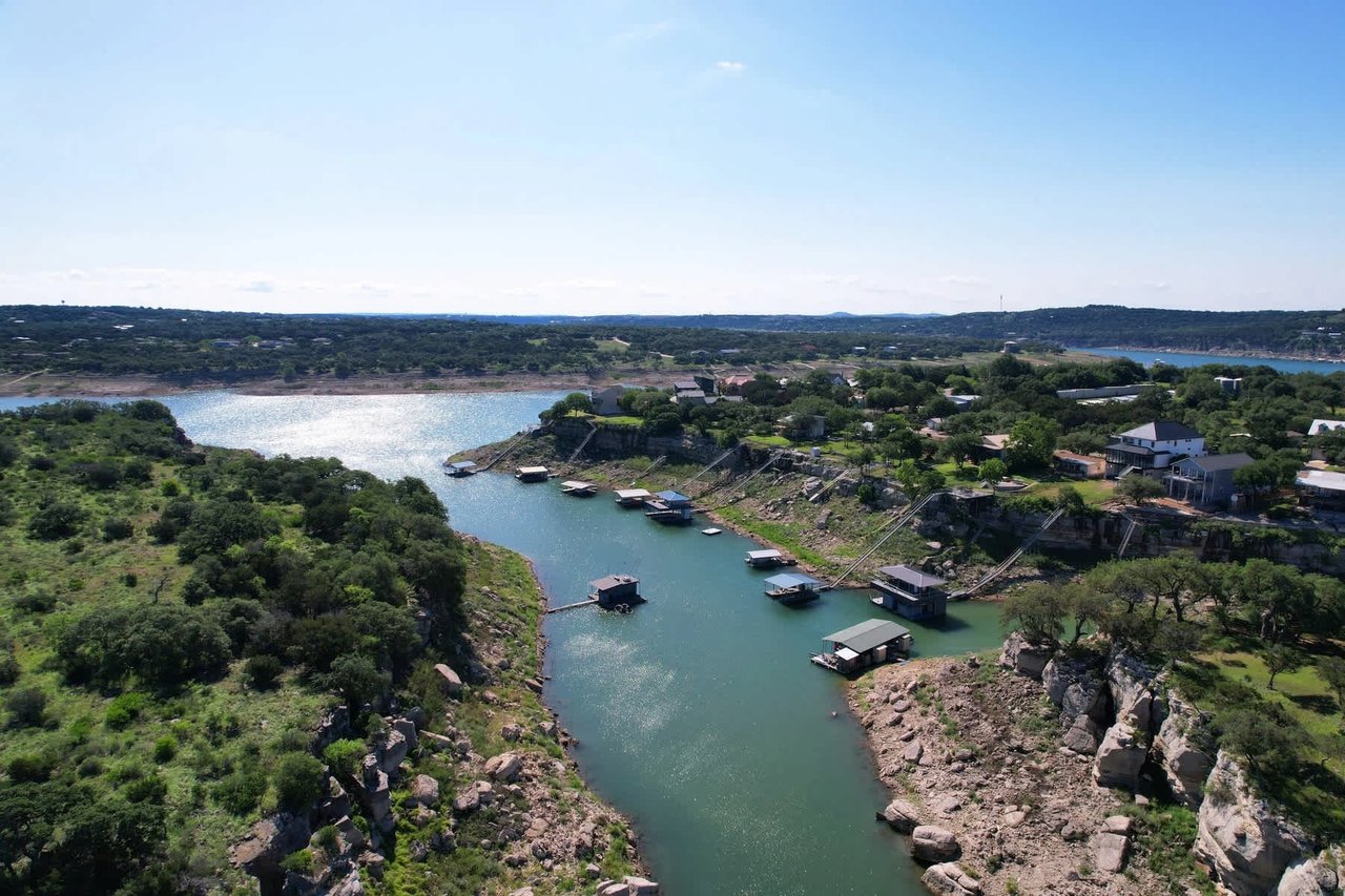 1907 Pace Bend