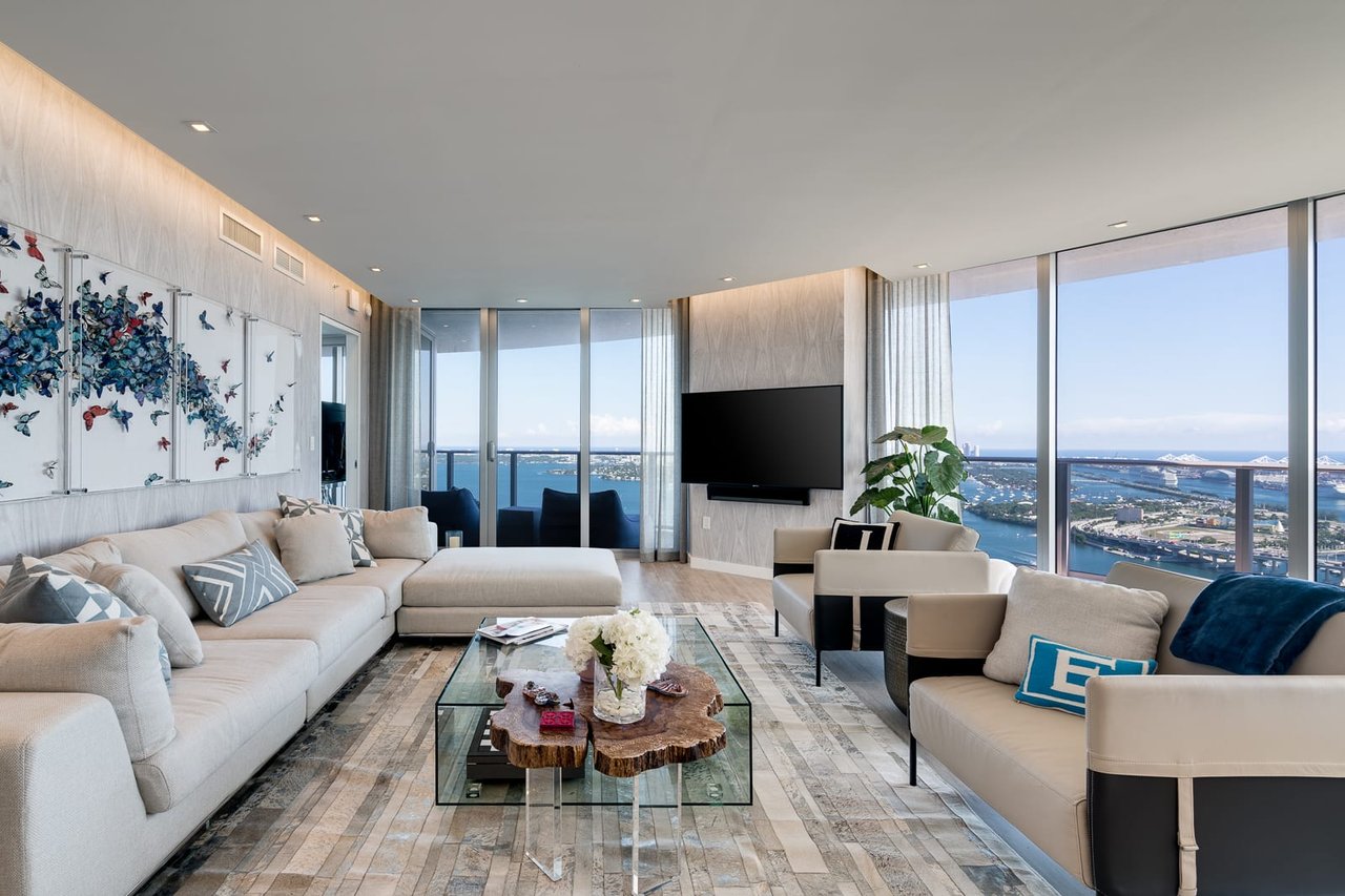 Aria on the Bay | Edgewater