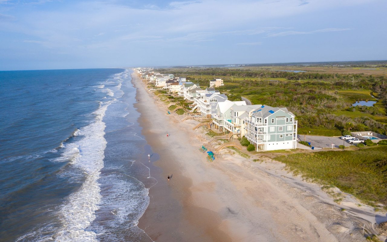 NORTH TOPSAIL BEACH