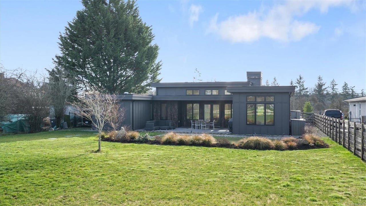 854 Birch Rd