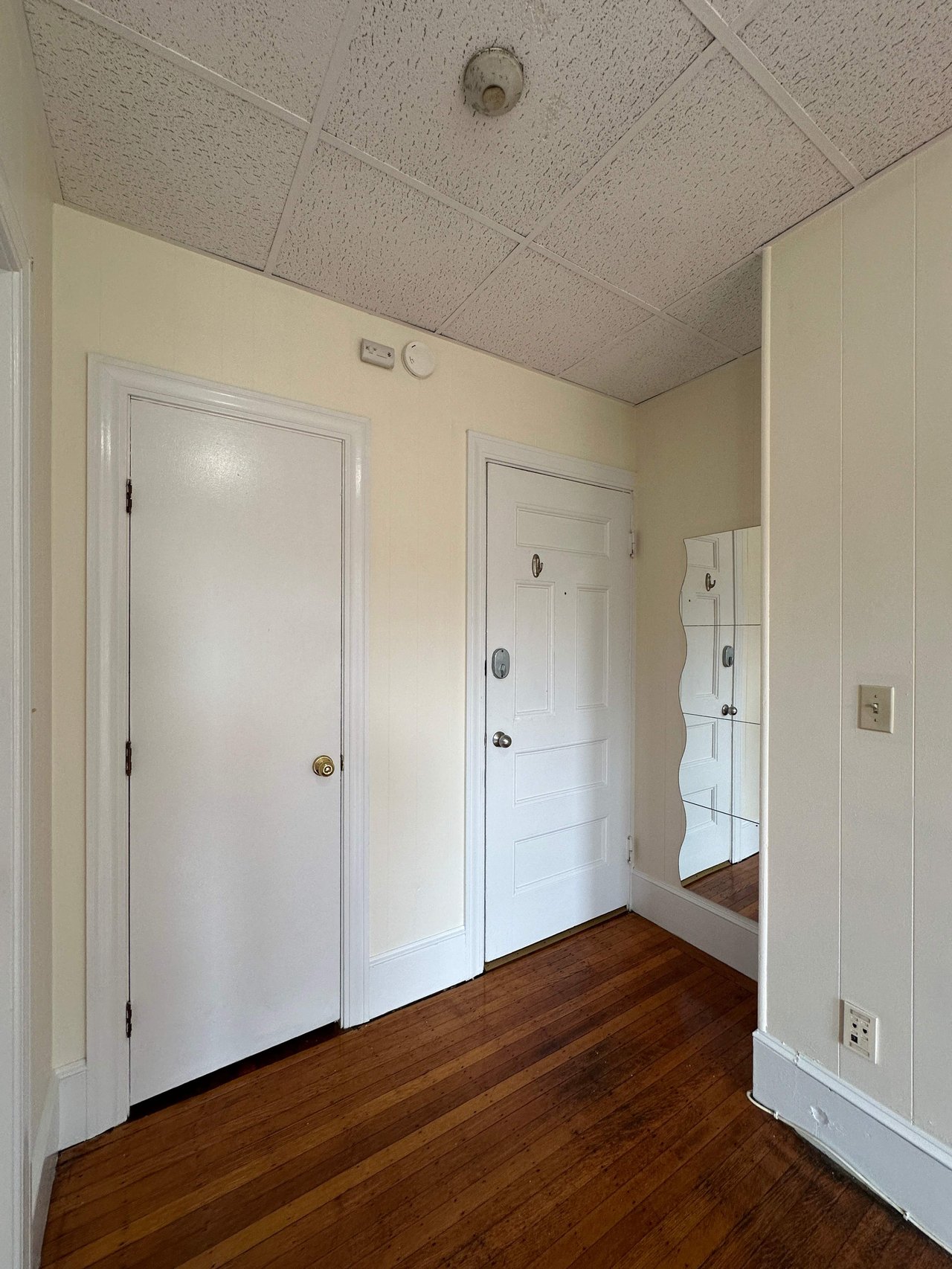 868 Beacon St # 11