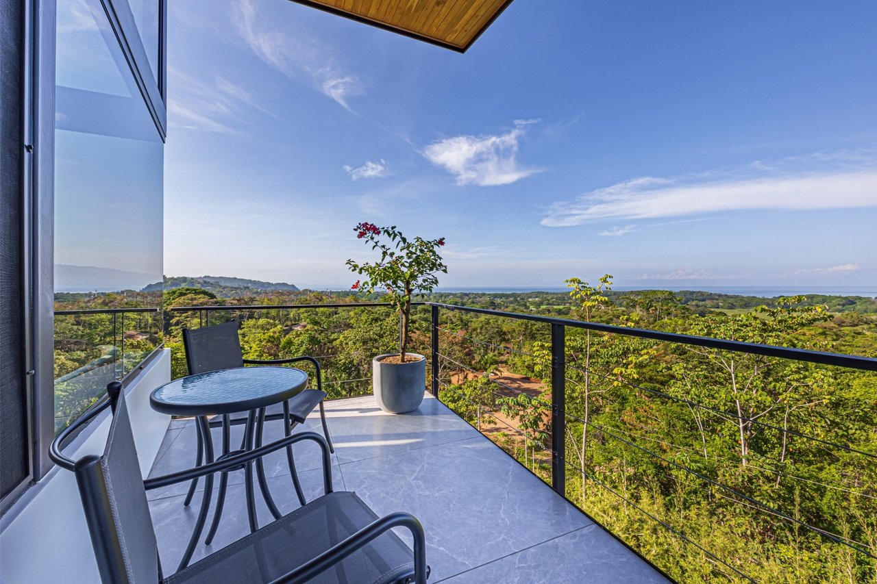 Solar Eco Estate with Guest House, Uvita, Puntarenas