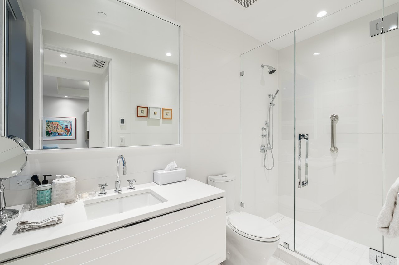 503-2289 Bellevue Ave