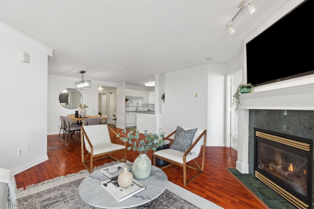803-4425 Halifax Street, Burnaby