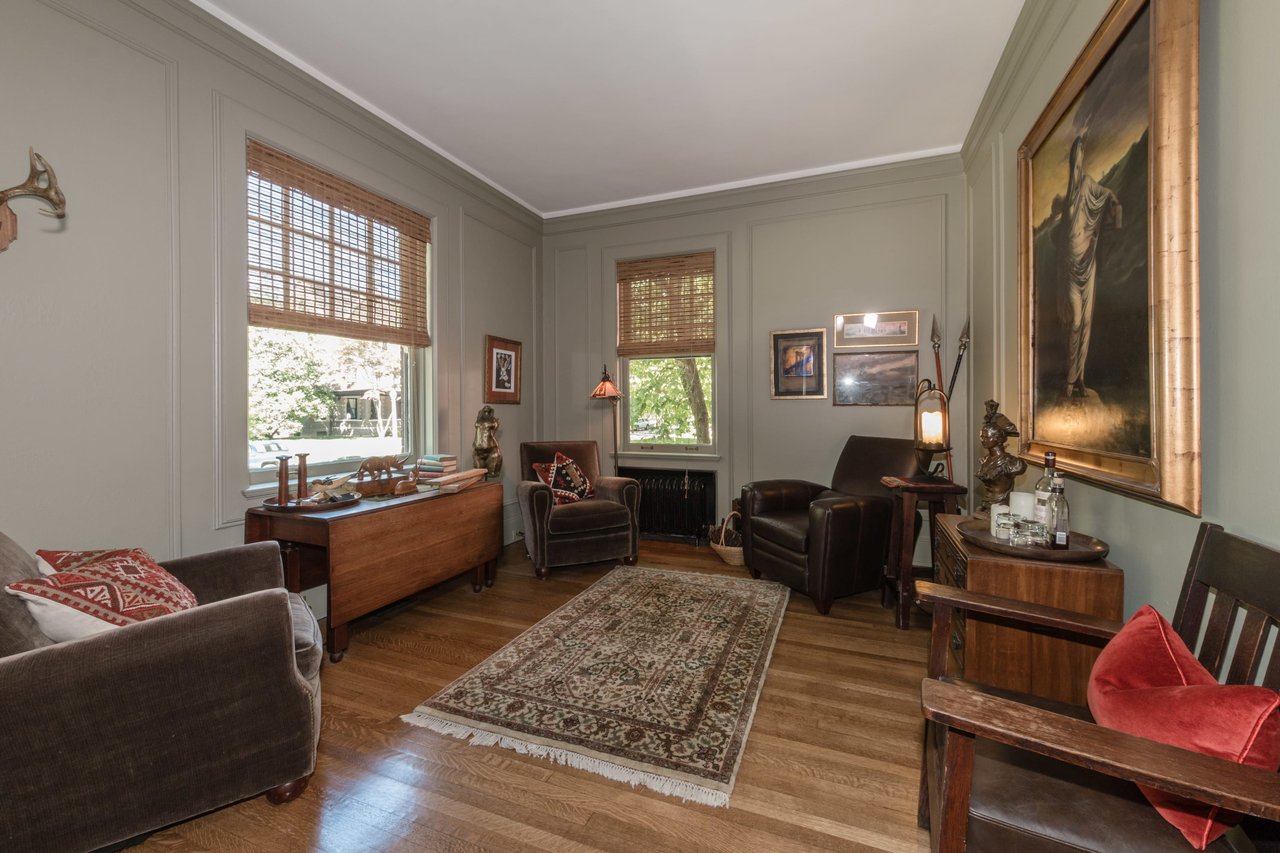 A CWE Historic Home on Cobblestone Pershing Place