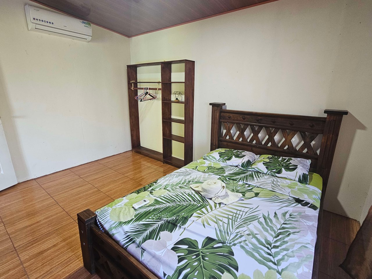 Charming Fully-Furnished Home with Breathtaking Sunset Ocean Views