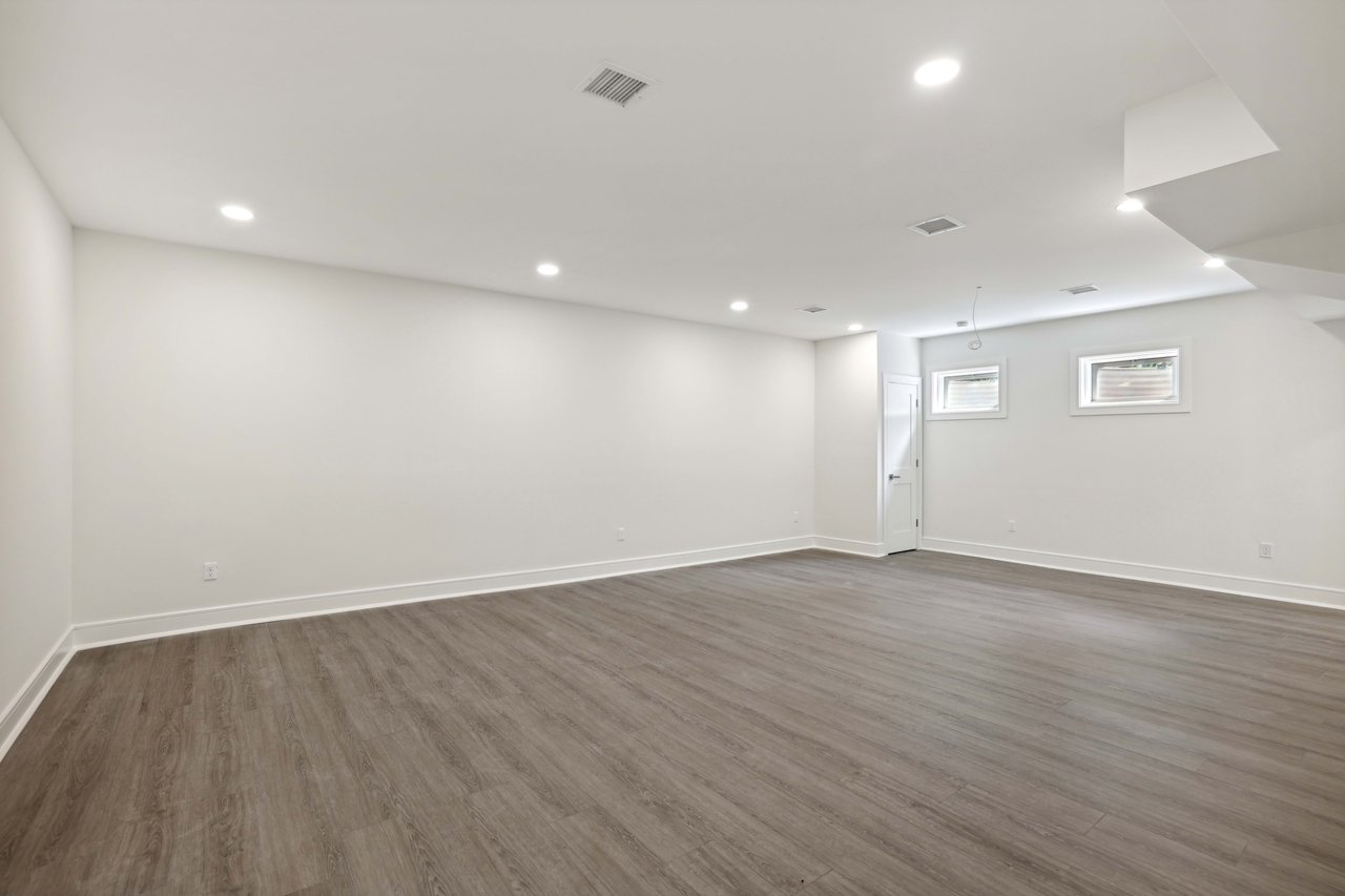 332 Lupine Way, Short Hills, NJ 07078