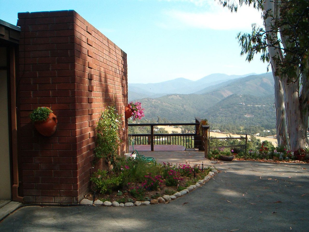 185 El Caminito Rd