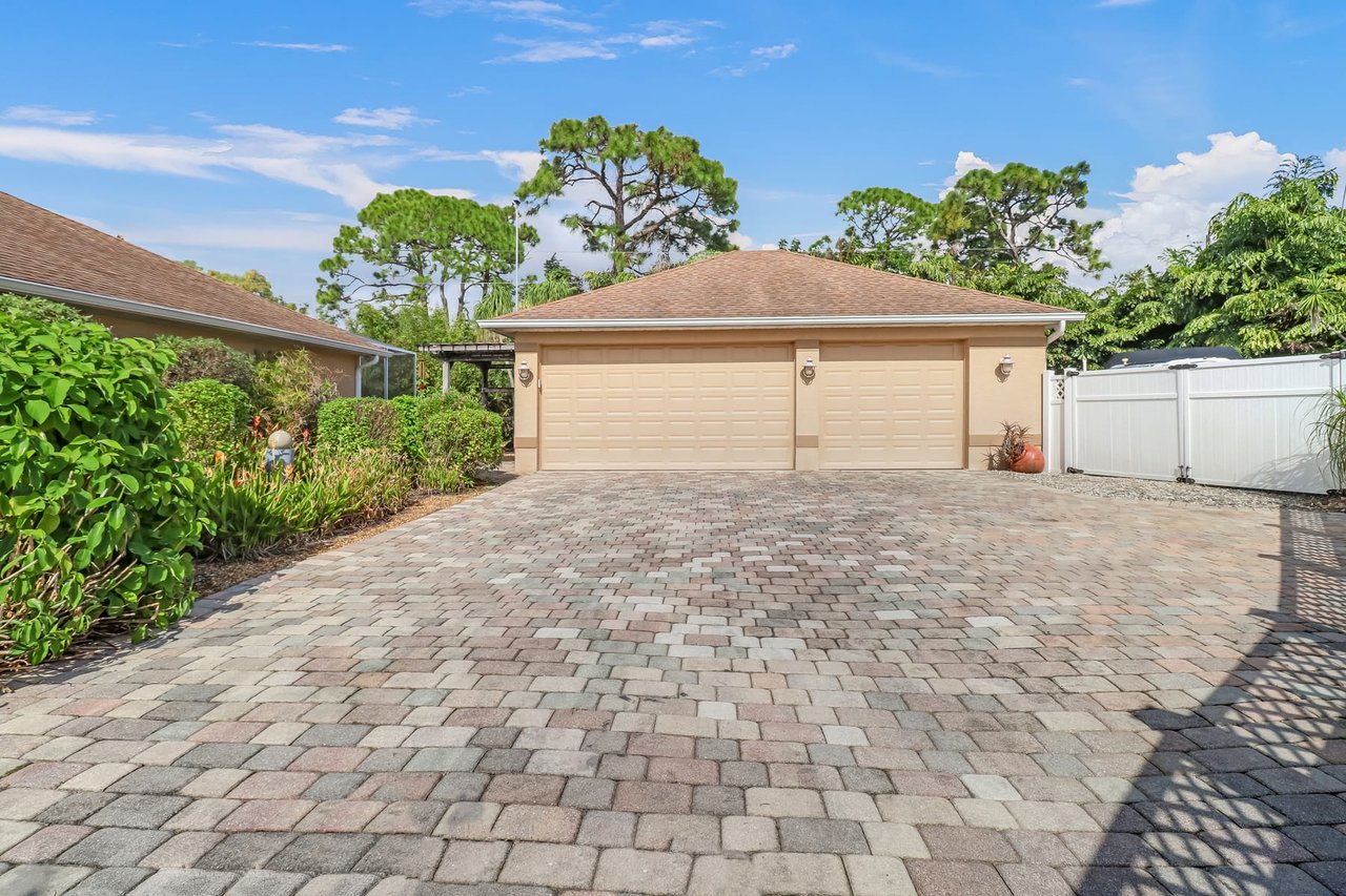 10875 Sea Coral Ct
