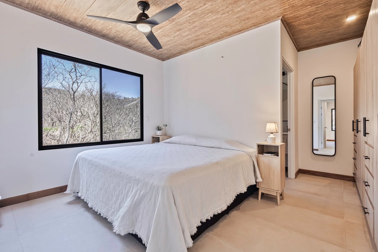 Modern Hilltop Home with Ocean Views, Papagayo, Guanacaste
