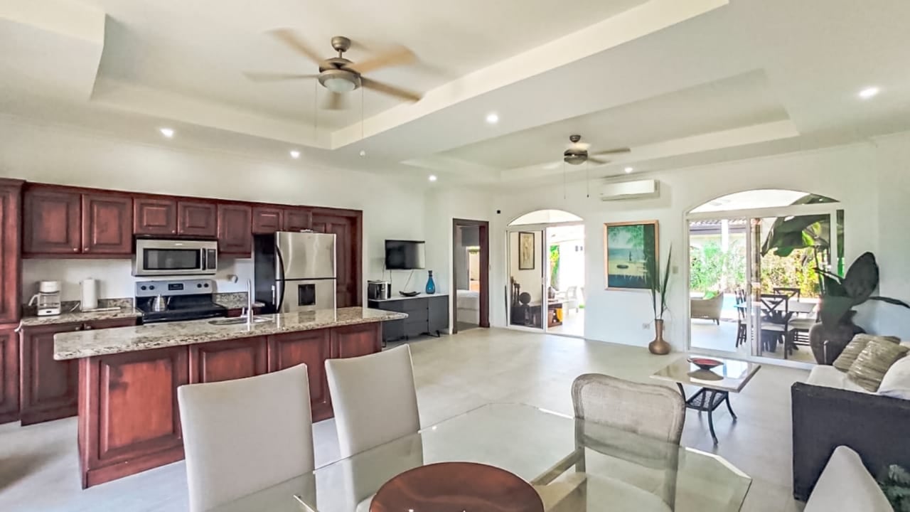 Remodeled Gated Community Home, Jaco, Puntarenas