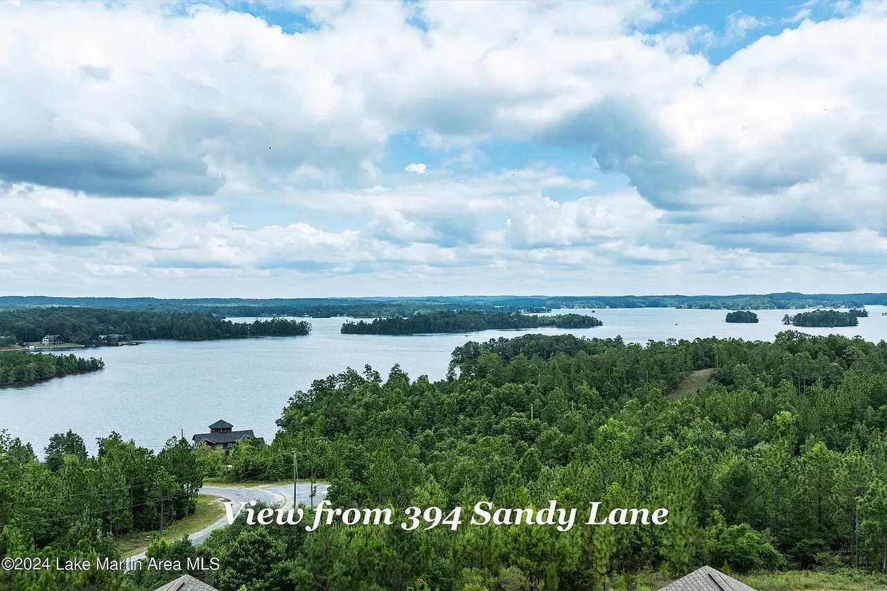 394 Sandy Ln