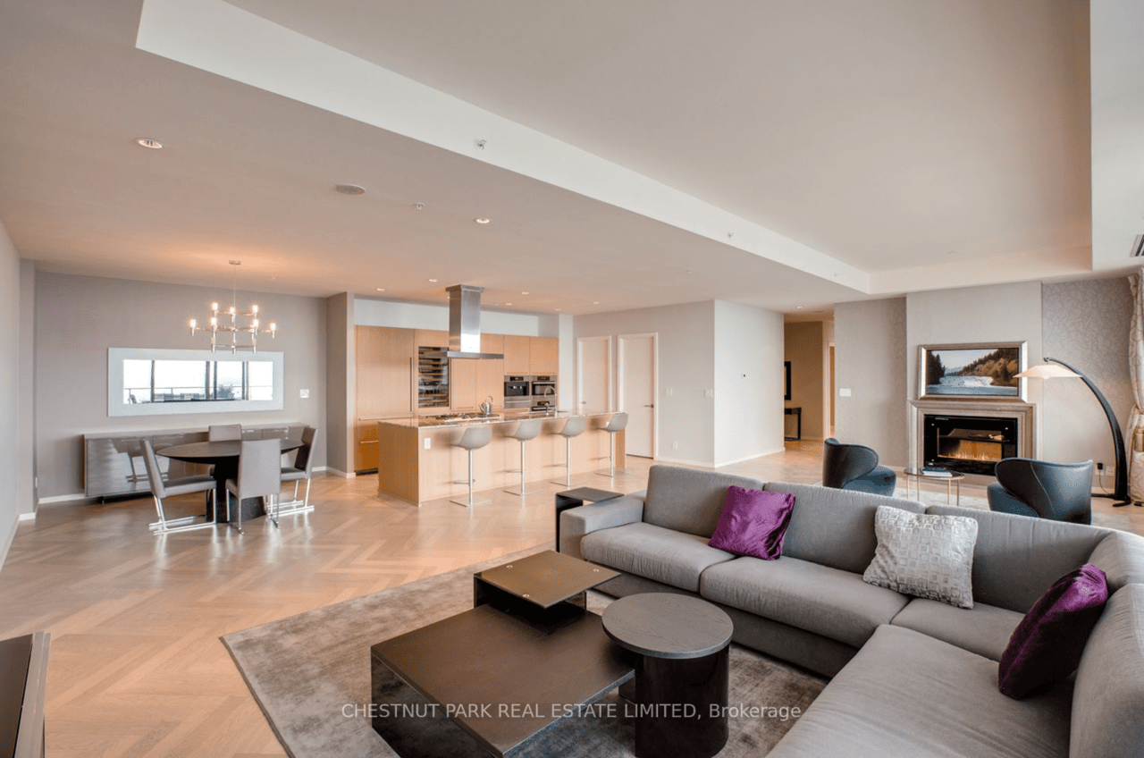 Suite 5302- 180 University Avenue