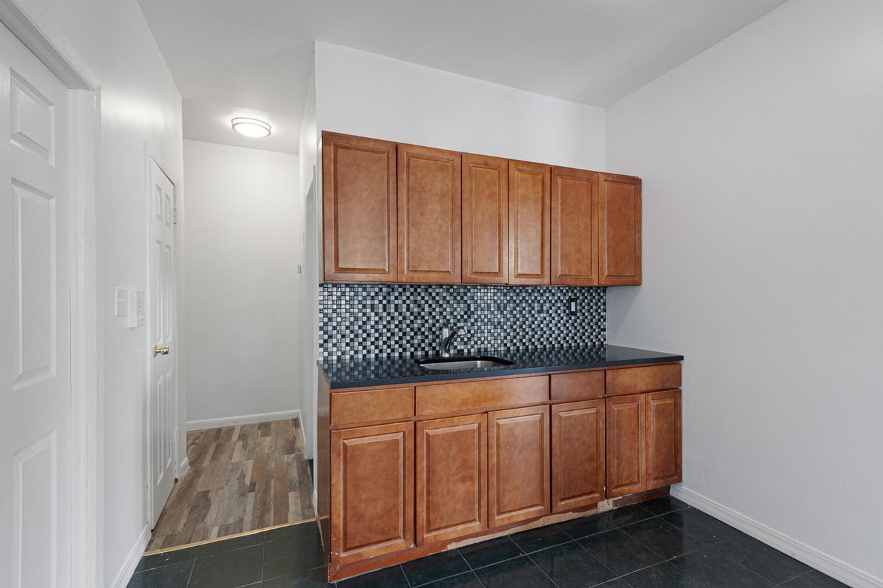 280 Grafton Street, Apt 2-F