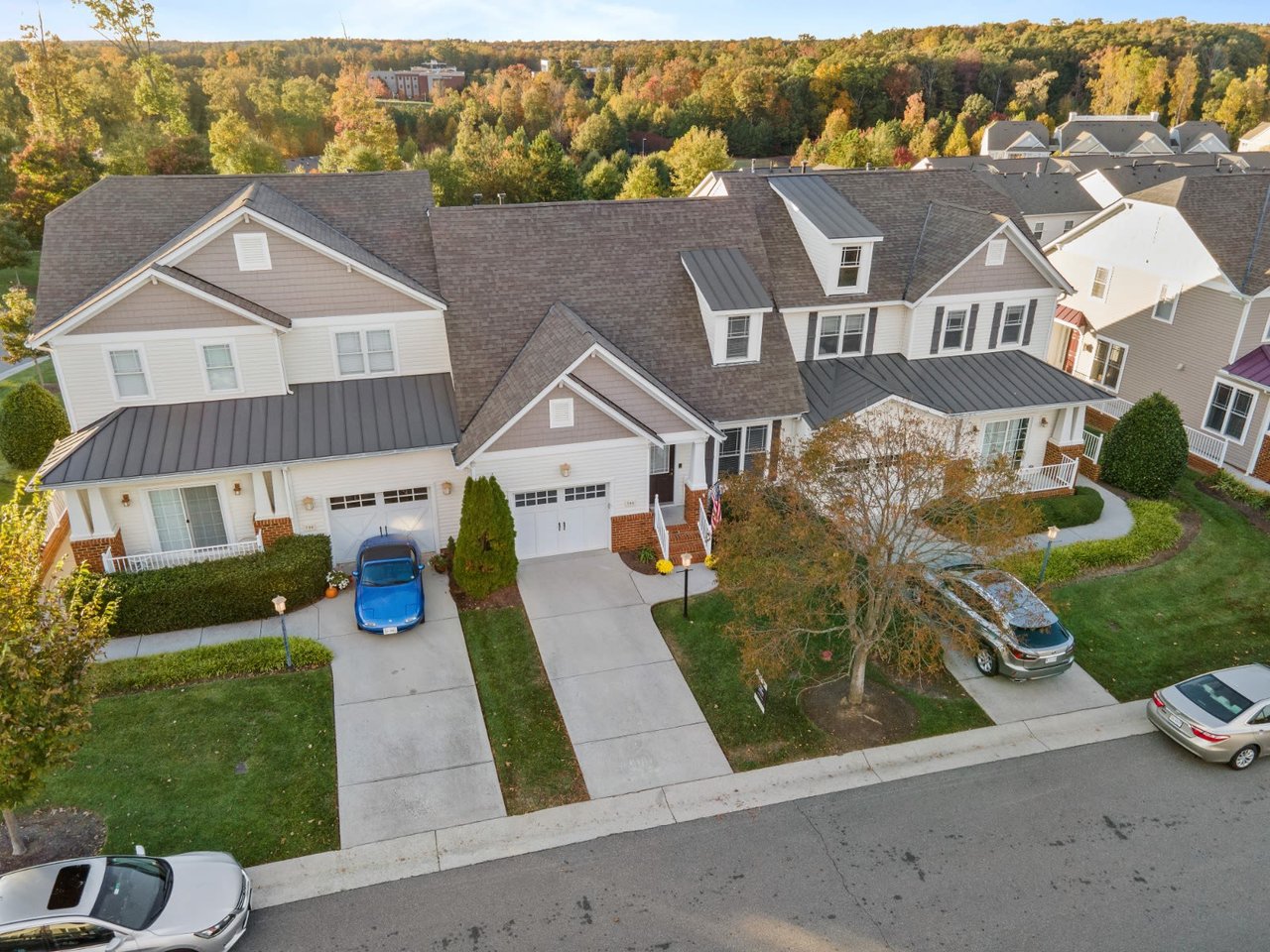 704 Abbey Village Circle