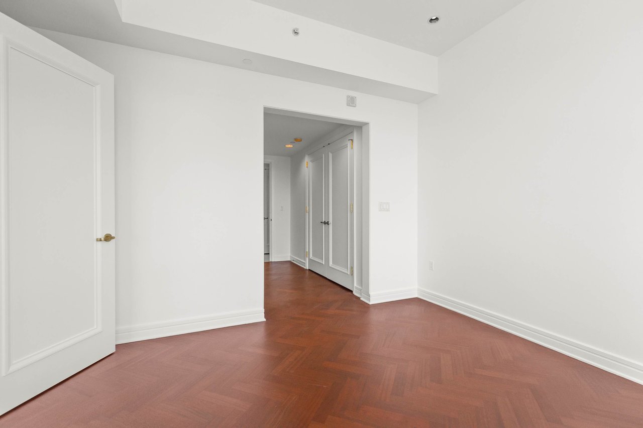 3,905 SqFt Four Seasons Grand Penthouse