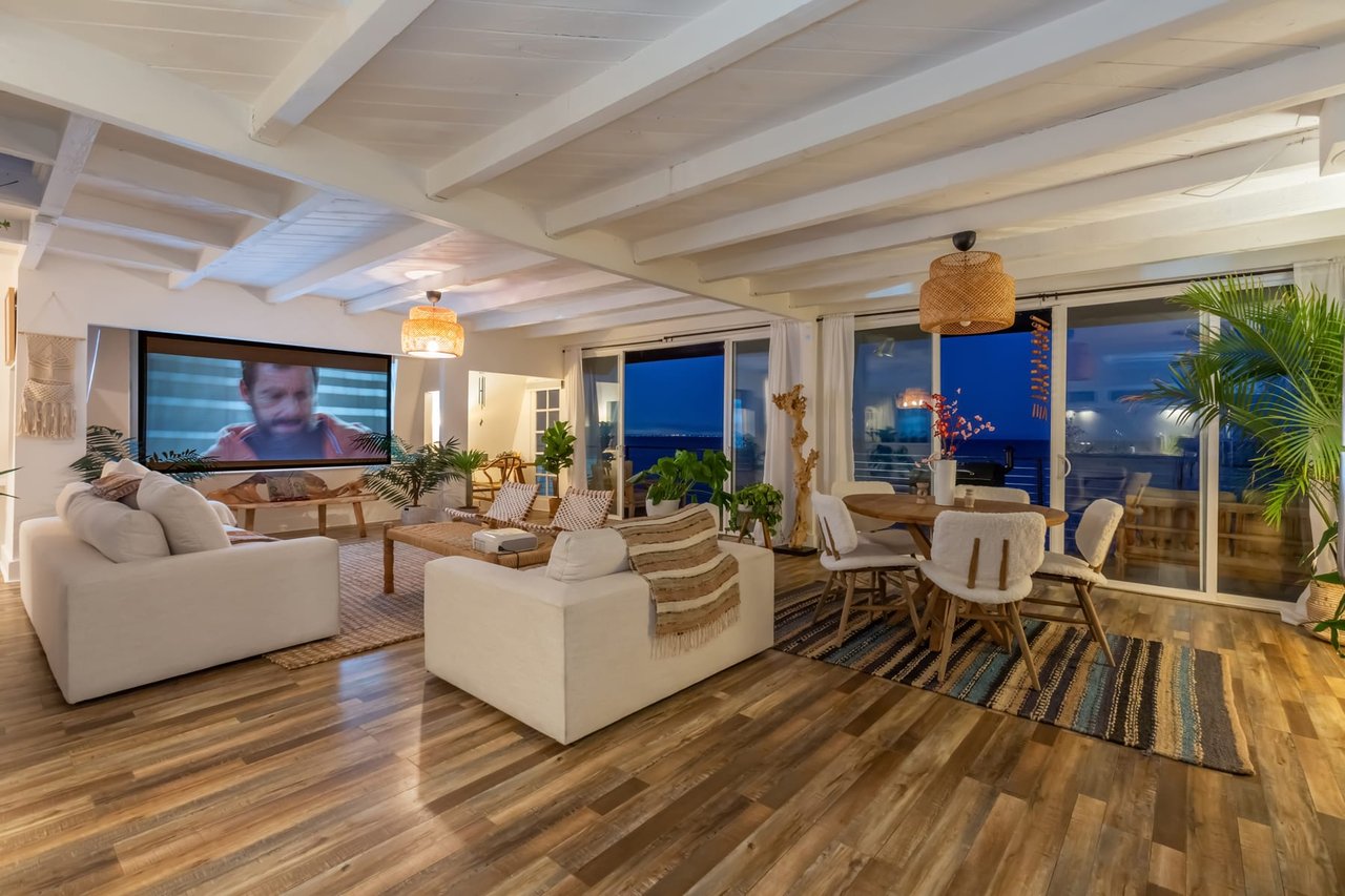 MALIBU BEACH HOUSE 48