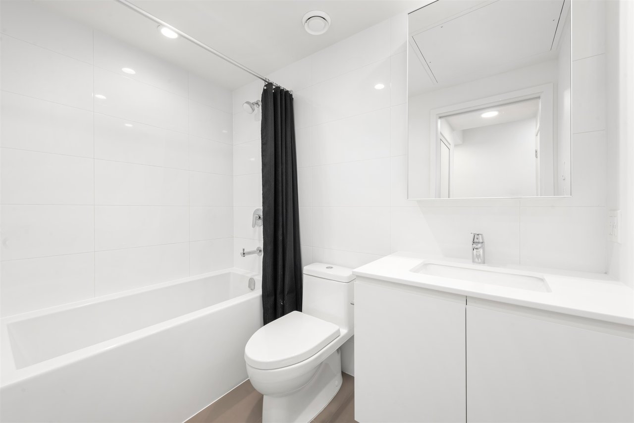 1305-3809 Evergreen Pl