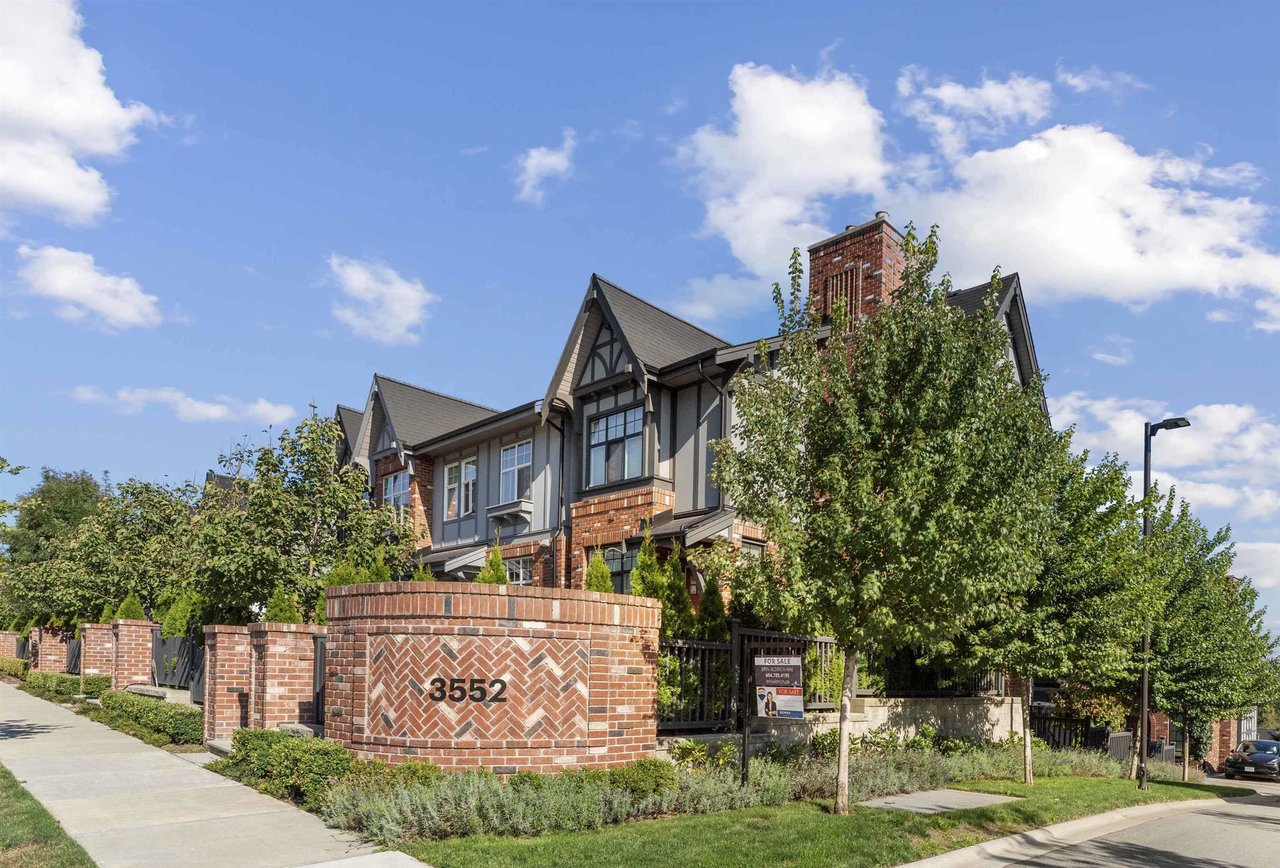 99-3552 Victoria Dr