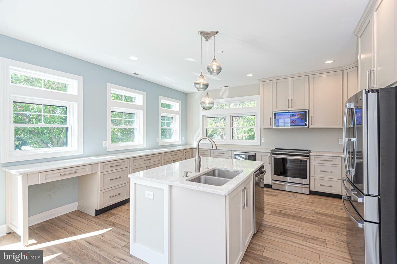 12121 Salt Point Rd
