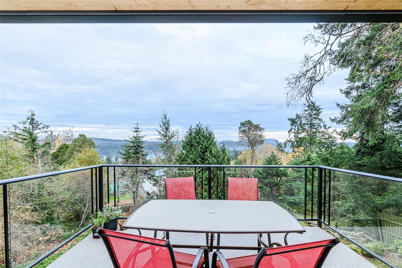 140 Mt. Baker Cres