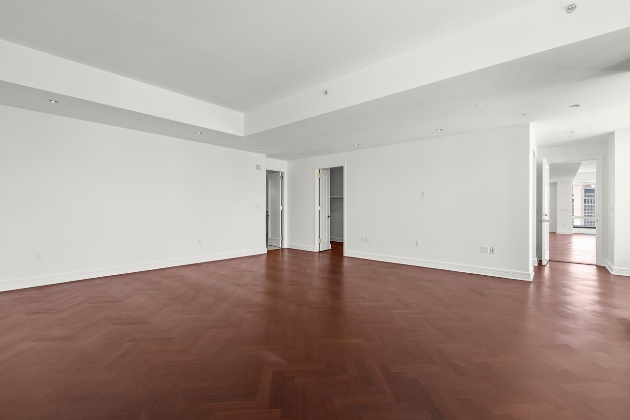 3,905 SqFt Four Seasons Grand Penthouse
