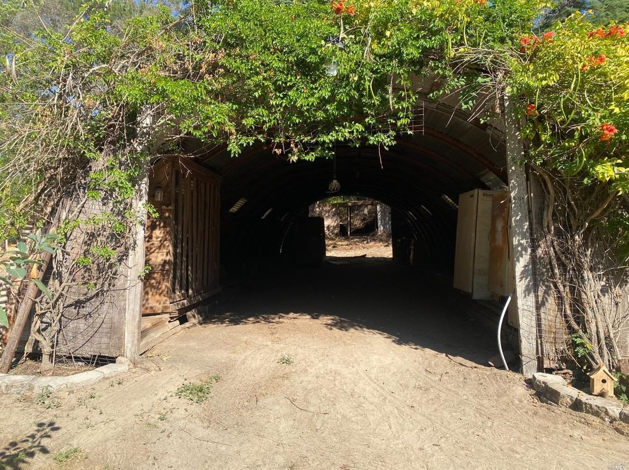 1610 Laguna Rd
